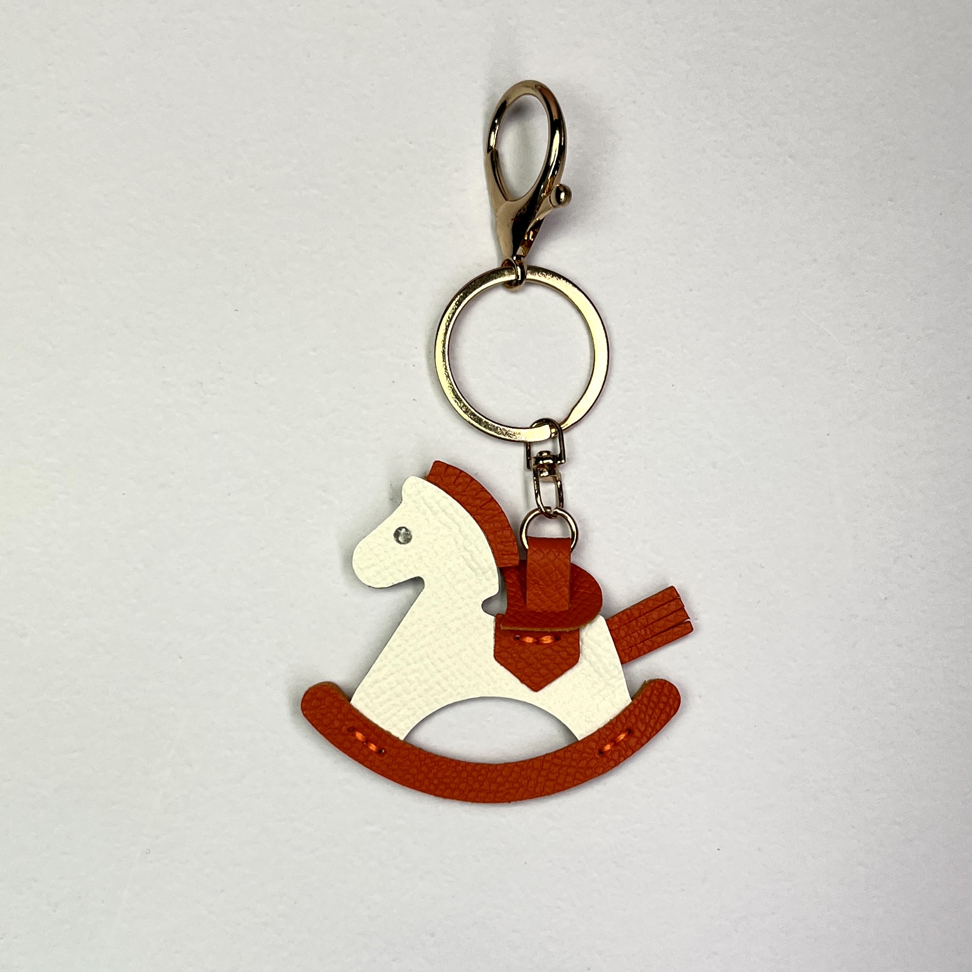 Móc chìa khoá/ charm da thủ công hình ngựa - Epsom